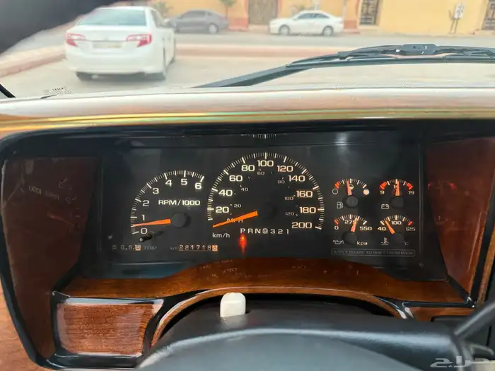 صالون 454 فئة الخمسين مخزن  نظيف جدا 52