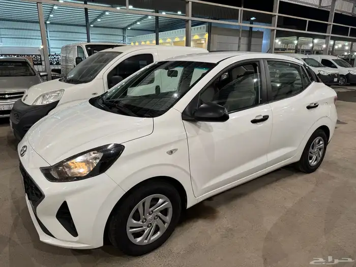 للبيع هيونداي i10 موديل 2023 0