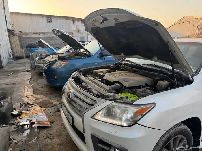 تصليح فرامل جميع أنوع السيارات تصليح ABS جيب لاندكروزر 9