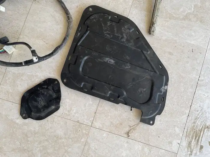 ديكورات ابواب ميتسوبيشي اوتلاندر 2020 5