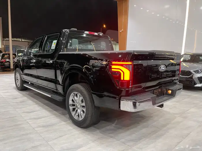 فورد f150  LARIAT جديد 2024 4