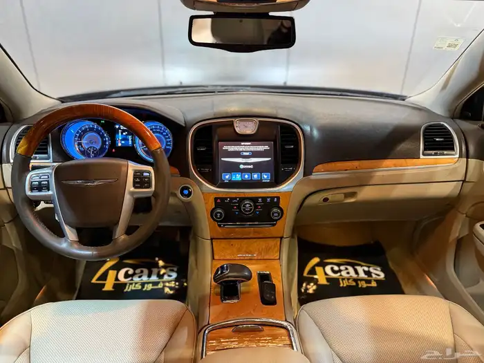 كرايزلر 2014 C300 (( بحالة ممتازة )) 8