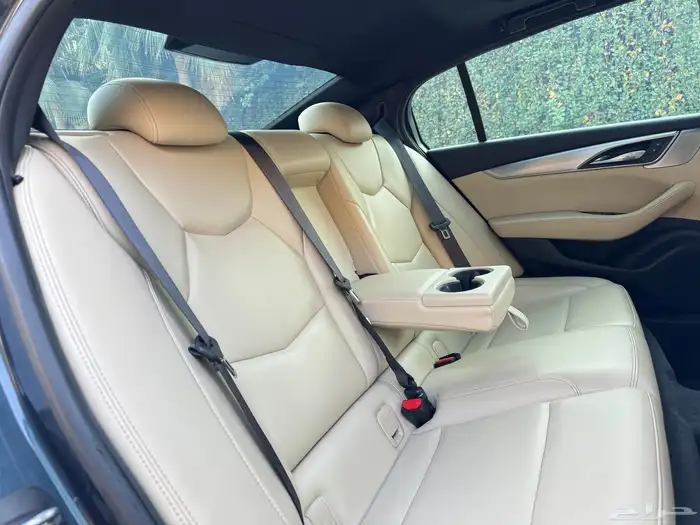 كاديلاك CT5 موديل 2022 فل كامل تحت الضمان والصيانة المجانية 35