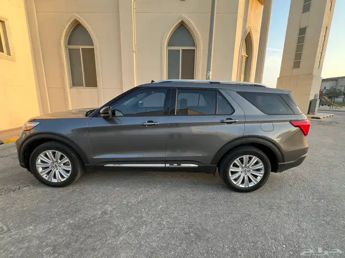 فورد اكسبلورر 2022 فل كامل فئة ليميتد للبيع 4