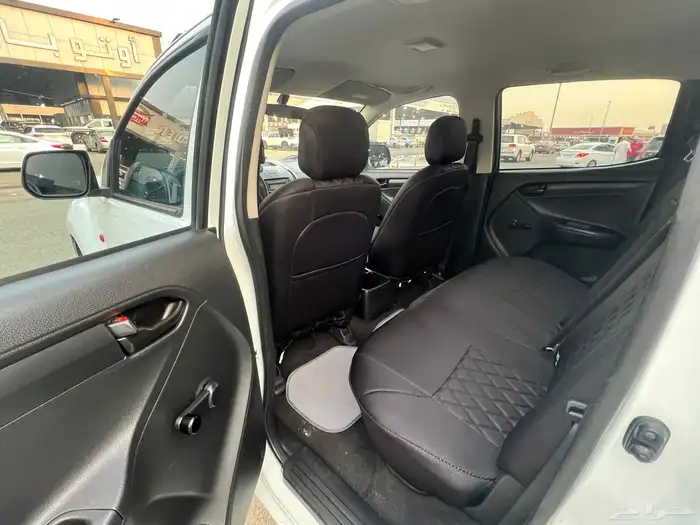 ايسوزو 2022 دبل غمارتين ديزل ديماكس 11