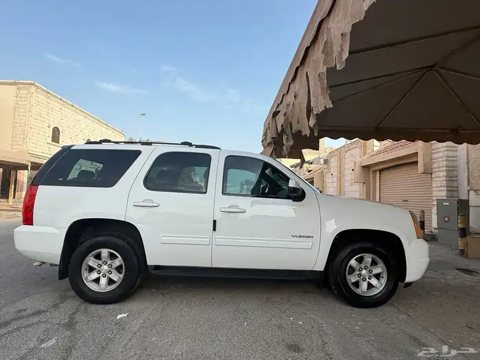 يوكن سعودي 2012 نظيف جدا بدي وكاله 2