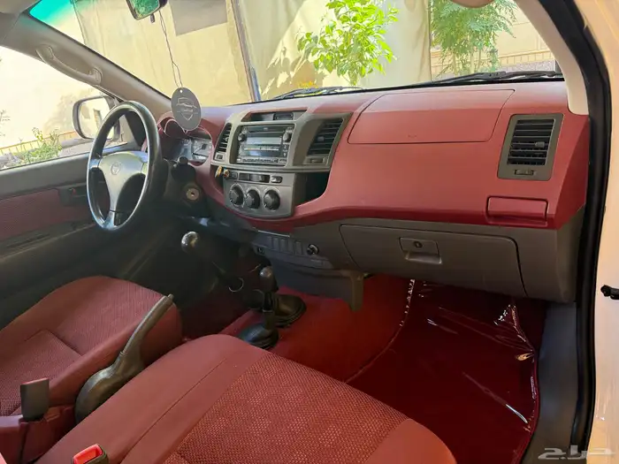 هايلوكس دبل غمارتين المديل 2012 قير عادي خليجي وكالة 61