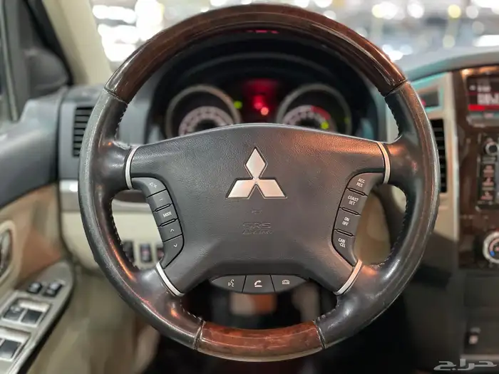 ميتسوبيشي باجيرو 2022 13