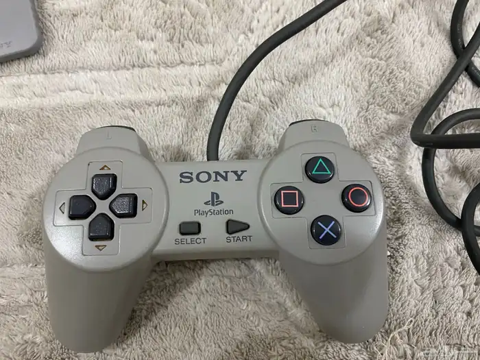 بلاي ستيشن 1 شبه جديد فيه تابي اقساط 1