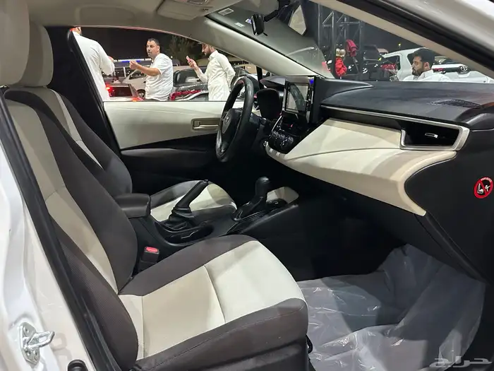 تويوتا كورولا موديل 2023 استاندر 15