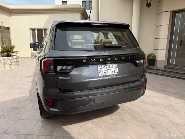 فورد ايفرست 2024ديزل ماشي 6000 XLS دبل 12