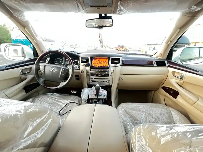 لكزس2014 19