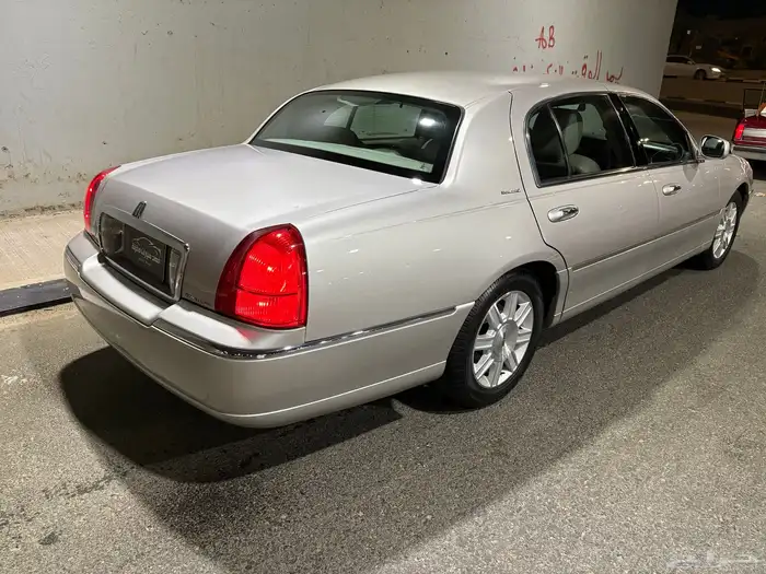 لنكون تاون كار 2011 مخزن 11