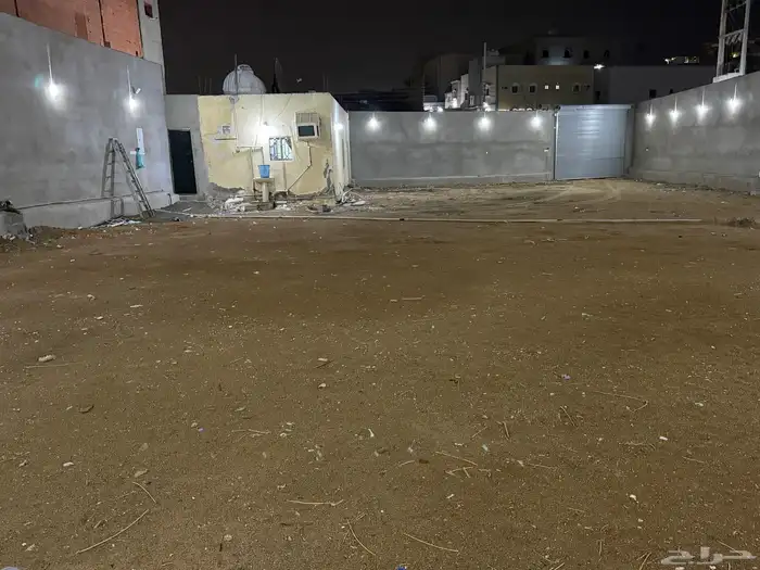 حوش للإيجار بحي بريمان 2