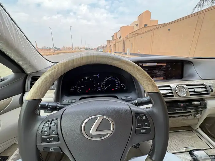 لكزس 460 2015 سعودي مخزززن 8