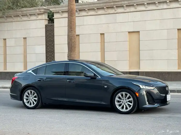 كاديلاك CT5 موديل 2022 فل كامل تحت الضمان والصيانة المجانية 26