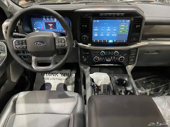 فورد f150  LARIAT جديد 2024 15