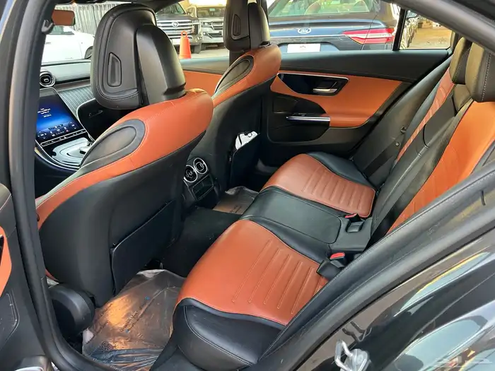 مرسيدس C200 2022 فل كامل جفالي AMG كت 10