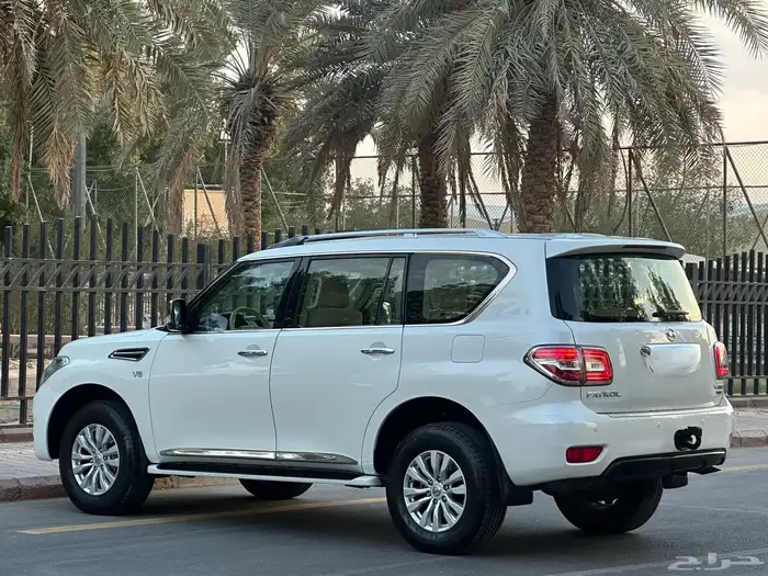 نيسان باترول SE موديل 2015 سعودي فتحه دبل 9