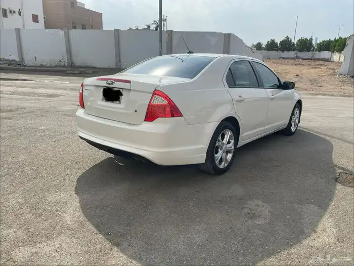 فورد فيوجن 2012 نظيفة تنفع للسواقين والطلاب 2