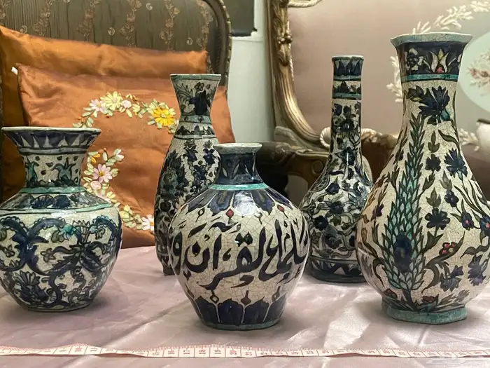 مزهريات خزفية إزنيقيةIznik ceramic vases 7