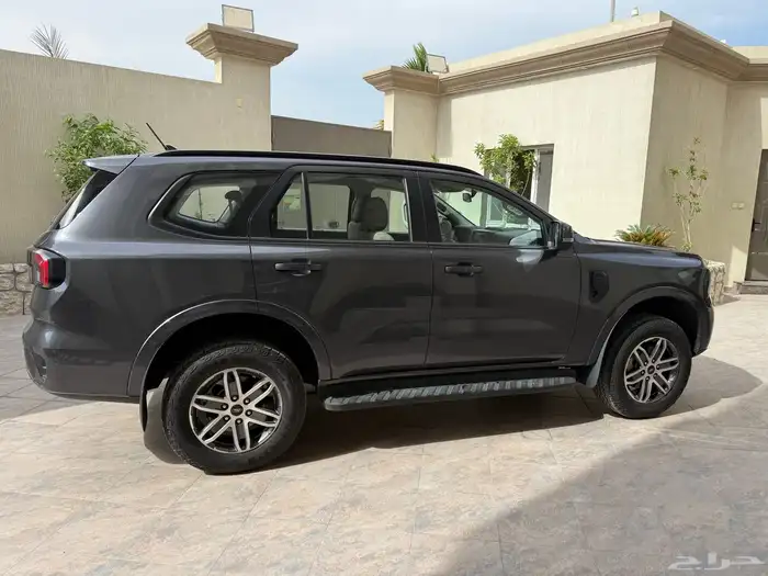 فورد ايفرست 2024ديزل ماشي 6000 XLS دبل 6