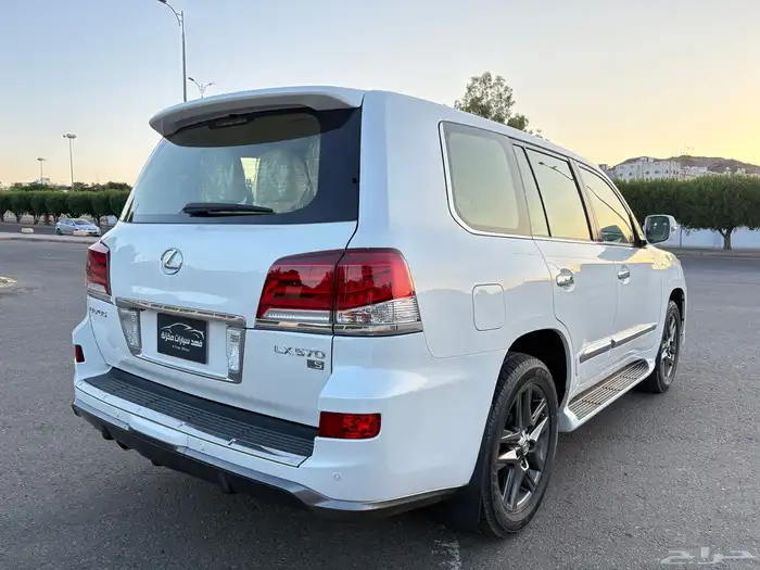 جيب لكزس 2015 سعودي مخزن 14