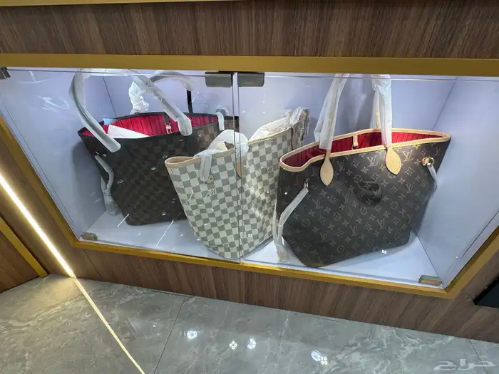 شنط براندات  شنط ماركة  شنط جوتشي   شنط لويس فوتون 63