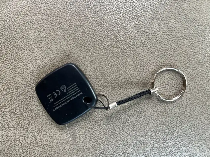 جهاز تحديد المواقع الذكي GPS المضاد للضياع 2