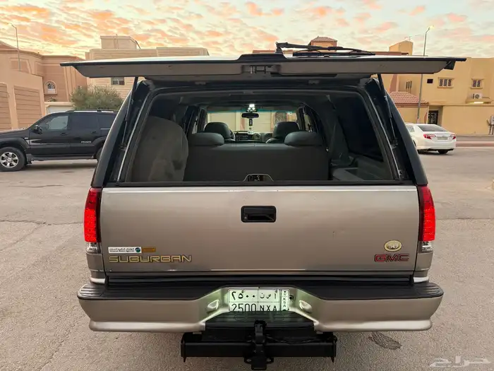 صالون 454 فئة الخمسين مخزن  نظيف جدا 36