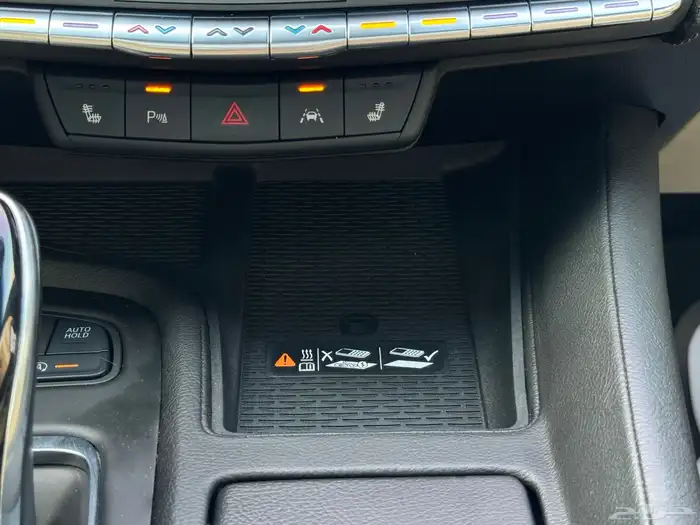 كاديلاك CT5 موديل 2022 فل كامل تحت الضمان والصيانة المجانية 43