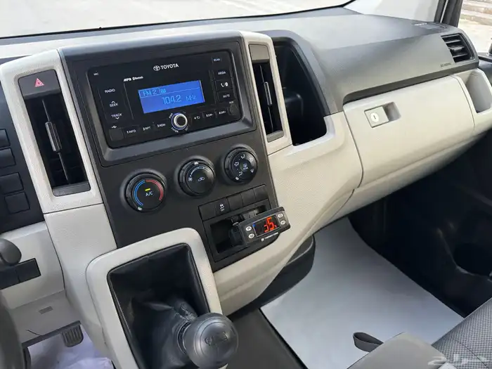 تويوتا باص هايس 2021 ديزل ثلاجه نظيف 15