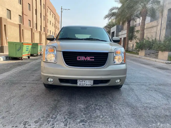 يوكن 2009 نظيف دبل 0