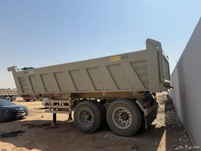 صندوق قلاب للبيع مصنع دوسري مقاس 18 متر 0