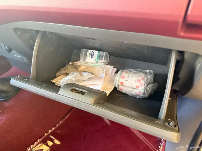 هايلوكس دبل غمارتين المديل 2012 قير عادي خليجي وكالة 63