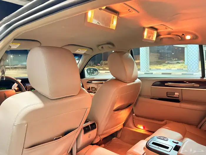 لنكون تاون كار 2011 مخزن 24