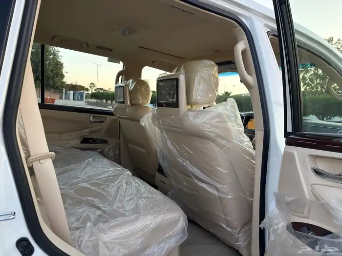 جيب لكزس 2015 سعودي مخزن 31