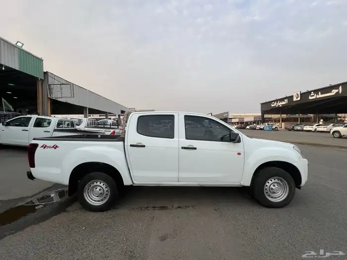 ايسوزو 2022 دبل غمارتين ديزل ديماكس 4