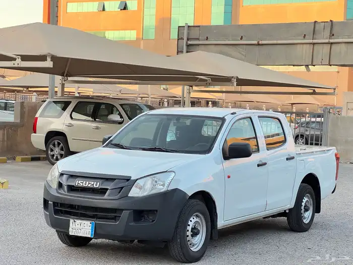 ايسوزو ديماكس موديل 2015 قمة النظافه 1