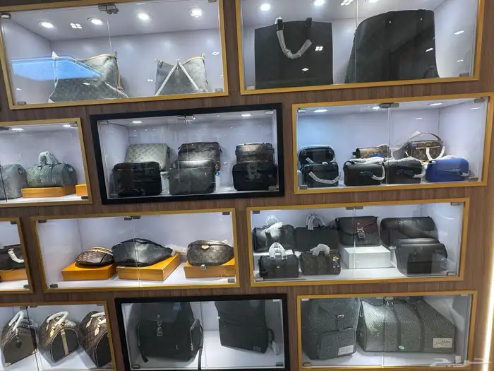 شنط براندات  شنط ماركة  شنط جوتشي   شنط لويس فوتون 76