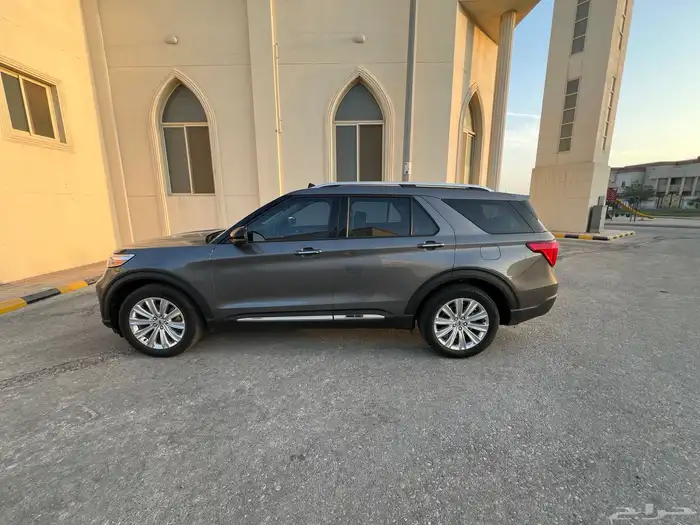 فورد اكسبلورر 2022 فل كامل فئة ليميتد للبيع 6