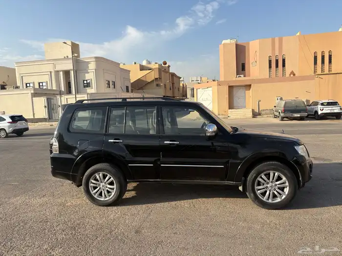 للبيع ميستوبيشي باجيرو 2014 ممشى 199 فل كامل دبل دفلوك 2