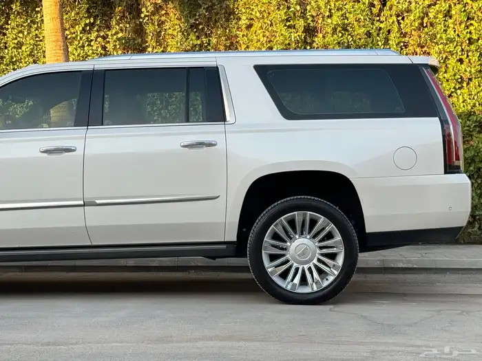 كاديلاك اسكاليد طويل موديل 2019 بلاتينيوم تشيكات وكاله 69