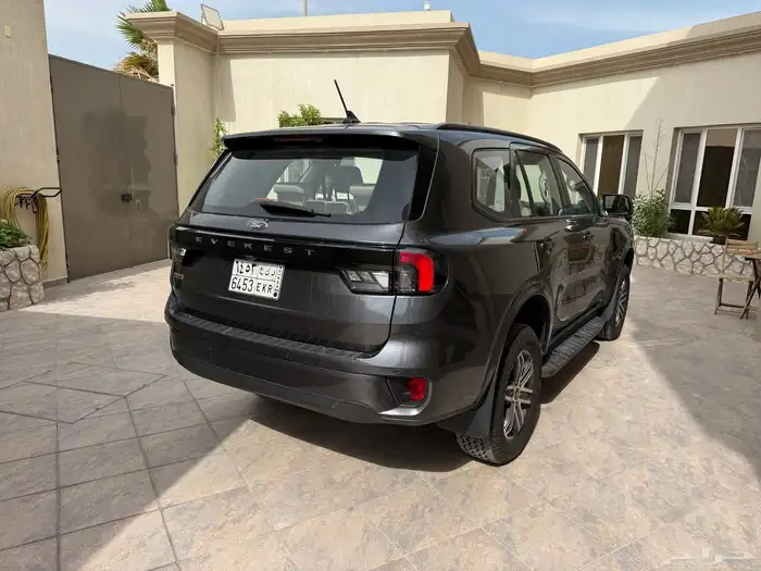 فورد ايفرست 2024ديزل ماشي 6000 XLS دبل 5