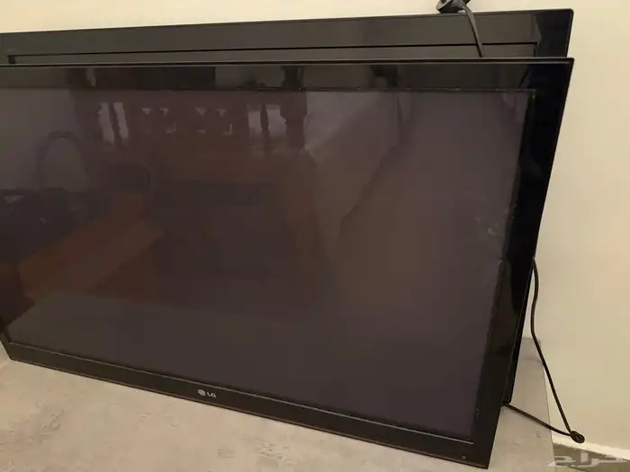 شاشه 42بوصه LGقديمه خربان الأيسي اصدار قديم 1