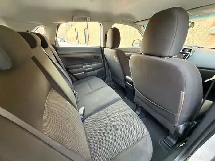 ميتسوبيشي ASX موديل 2020 35