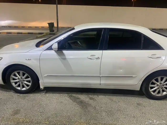 للبيع كامري 2011 GLX 2