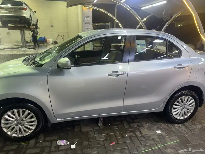 للبيع سياره سوزوكي 9