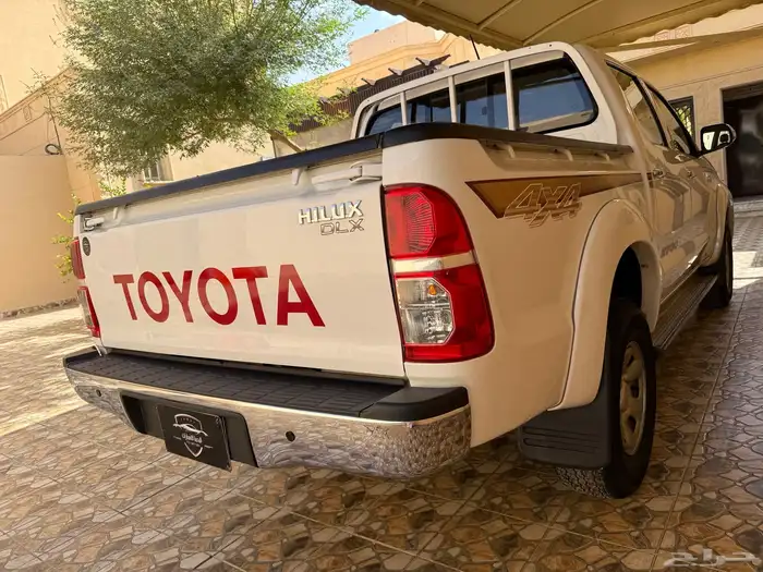 هايلوكس دبل غمارتين المديل 2012 قير عادي خليجي وكالة 2