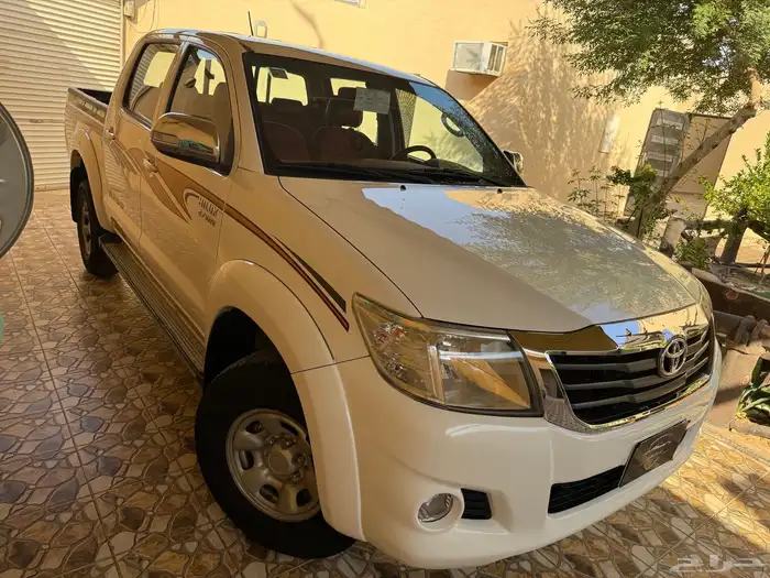 هايلوكس دبل غمارتين المديل 2012 قير عادي خليجي وكالة 69